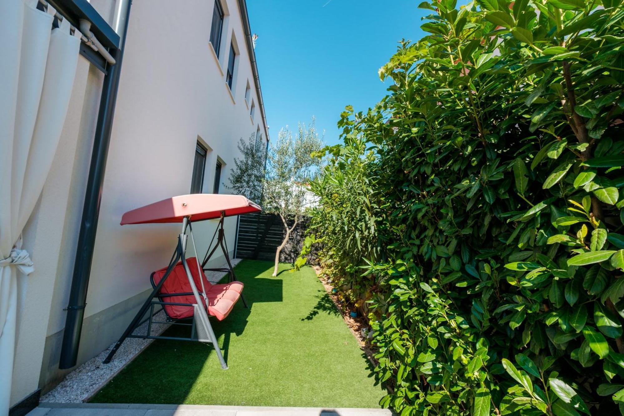 Villa Essenza Vita In Vodice Only 650 Meters From The Beach Exteriör bild